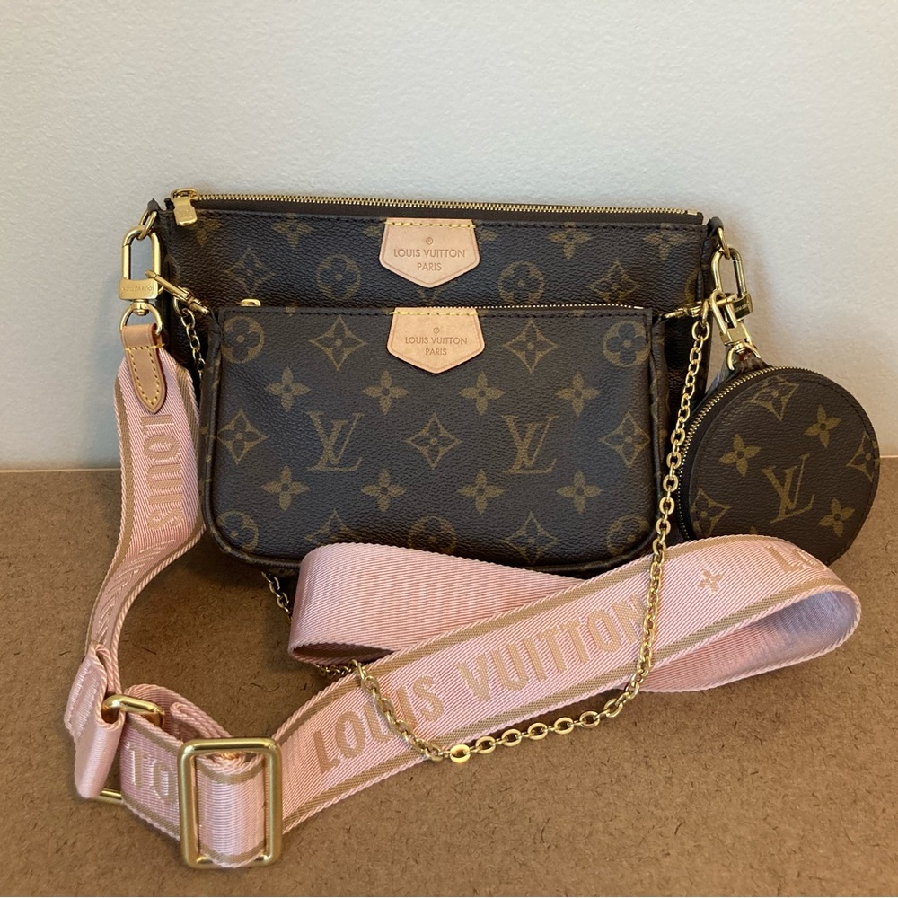 Louis Vuitton multi pochette in blush / pink